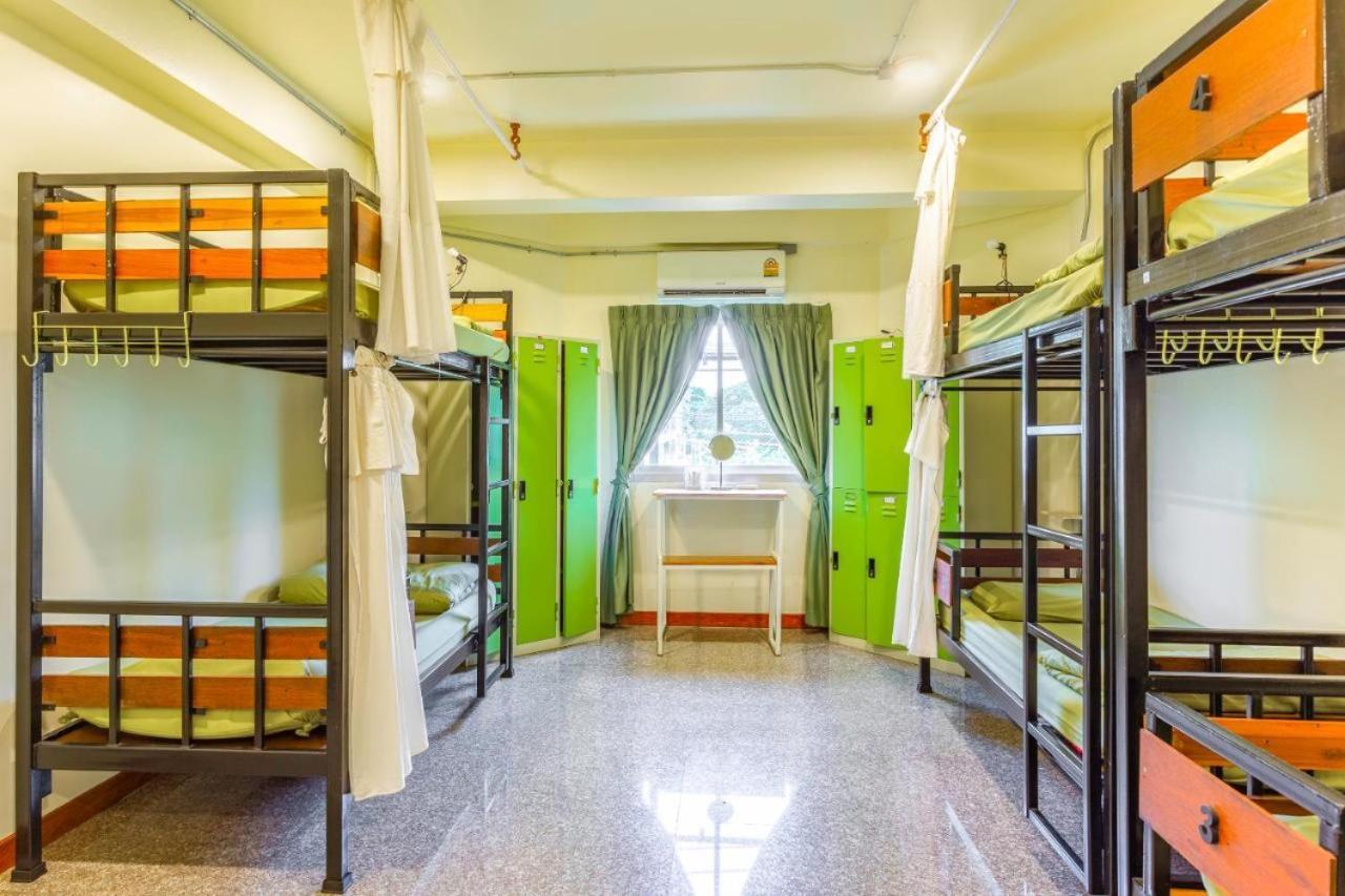 Oyo 75416 Rama3 Sunrise Hostel Bangkok Esterno foto