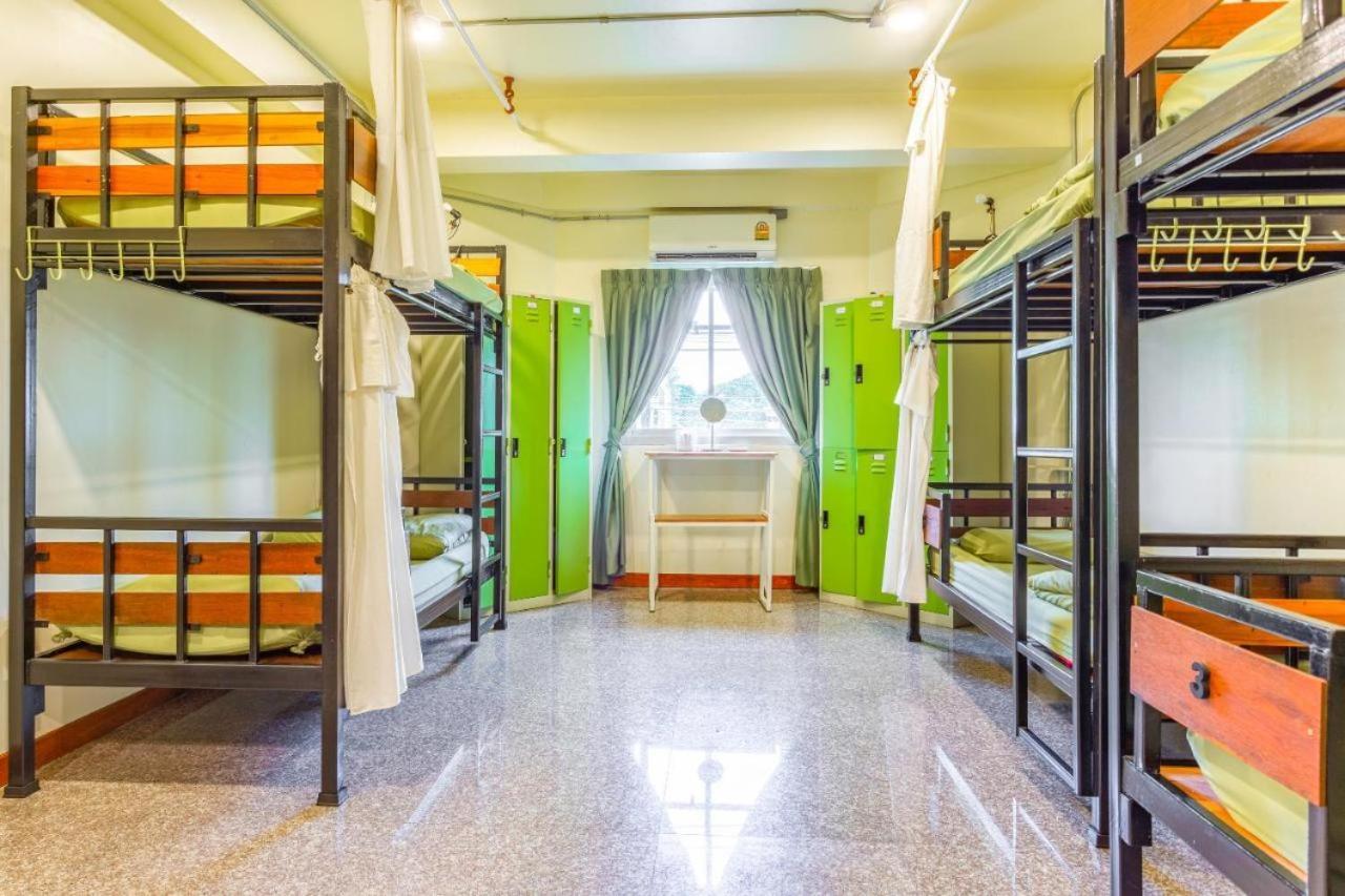 Oyo 75416 Rama3 Sunrise Hostel Bangkok Esterno foto
